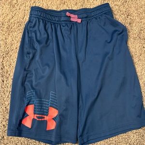 Boys large Under Armour shorts